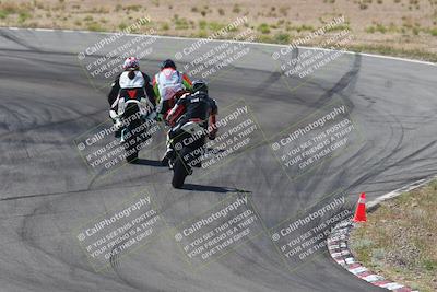 media/Apr-20-2025-AHRMA (Sun) [[393a79c373]]/Race/Group 3/Turn 4b/